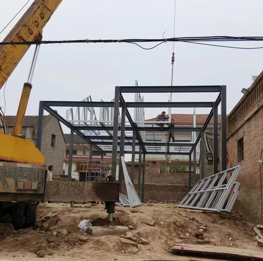 重鋼別墅和輕鋼別墅有什么區別？